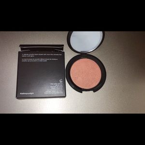 BECCA Mineral Blush-Songbird